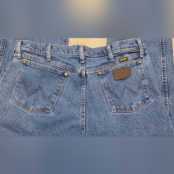 Sz 34x32 MENS WRANGLER JEANS BOOTCUT - Picture 5 of 7
